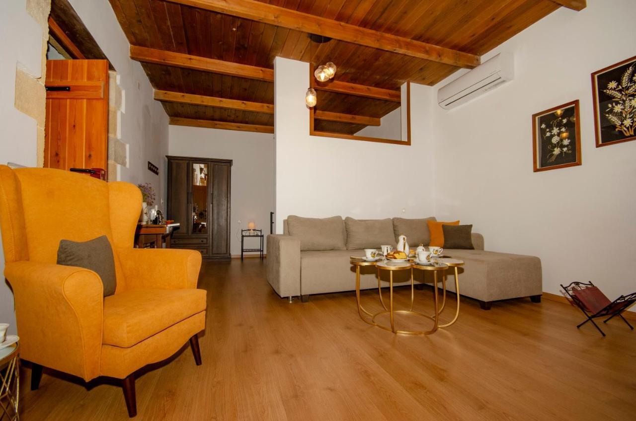Trouli Rokka House Holiday home *