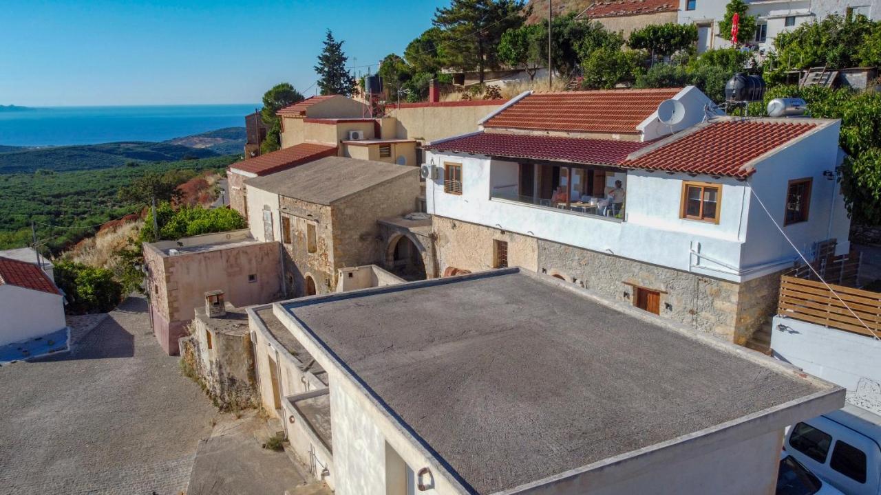 Trouli Rokka House Holiday home