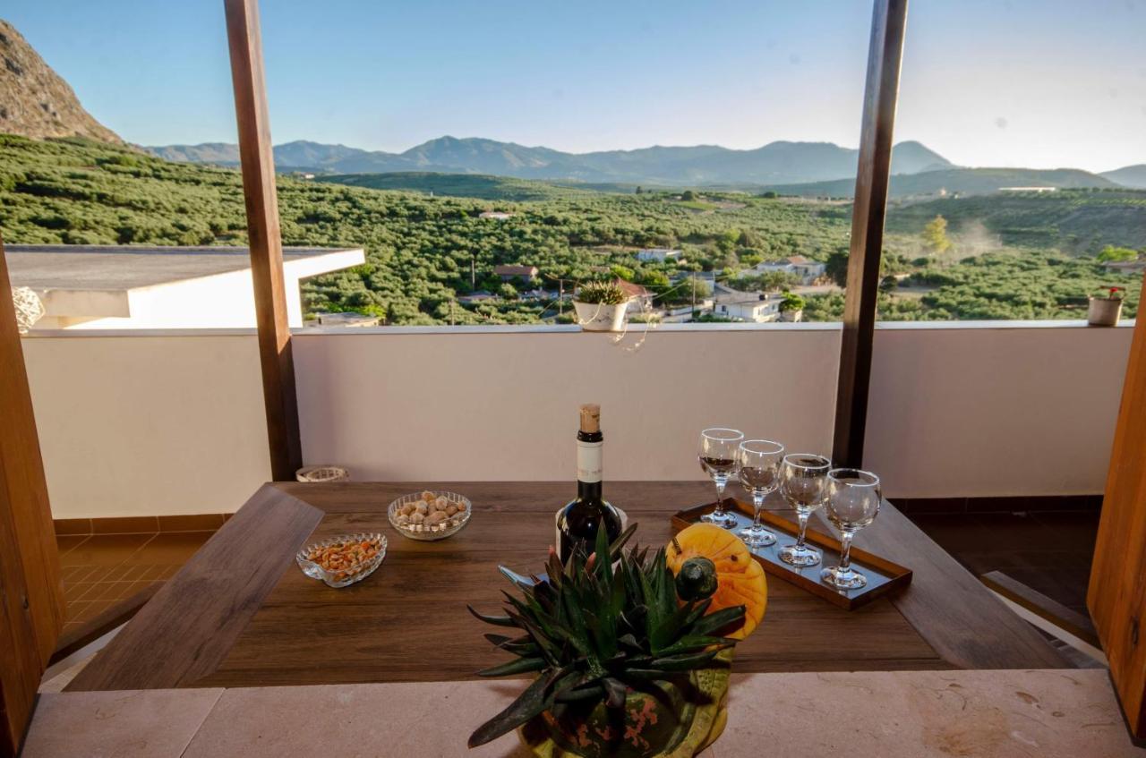 Trouli Rokka House Holiday home *